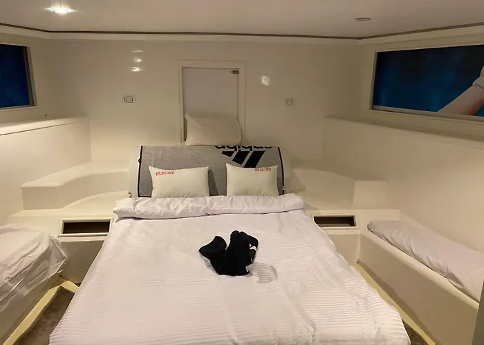 Kuba Luxus Tour - Boat In Sahl Hashesh - Botel *