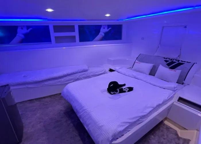 Botel Kuba Luxus Tour - Boat In Sahl Hashesh -
