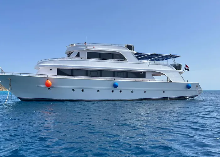 Botel Kuba Luxus Tour - Boat In Sahl Hashesh - Hurghada