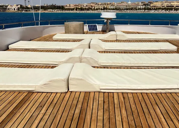 Kuba Luxus Tour - Boat In Sahl Hashesh - Hurghada