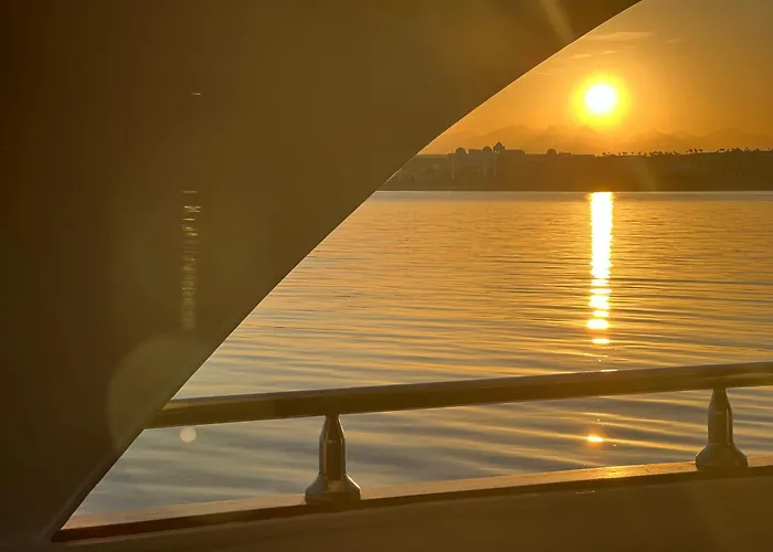 Kuba Luxus Tour - Boat In Sahl Hashesh -