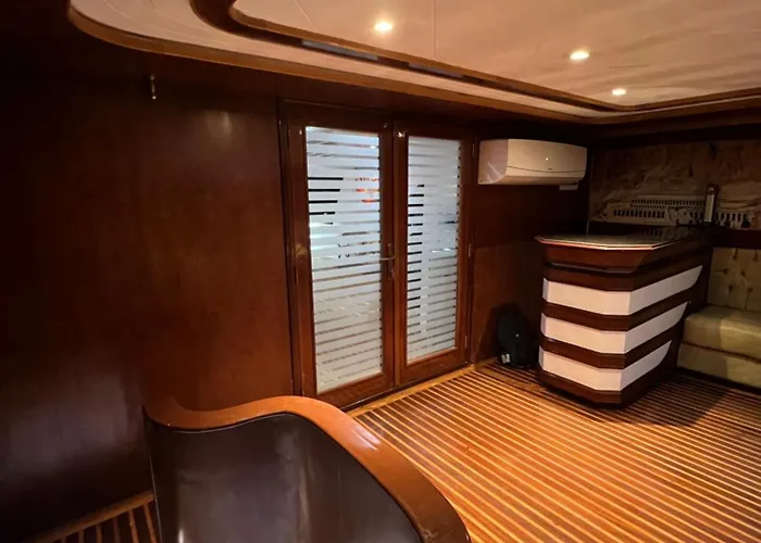 Botel Kuba Luxus Tour - Boat In Sahl Hashesh - Hurghada